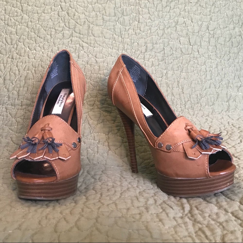 Tan loafer style stilettos